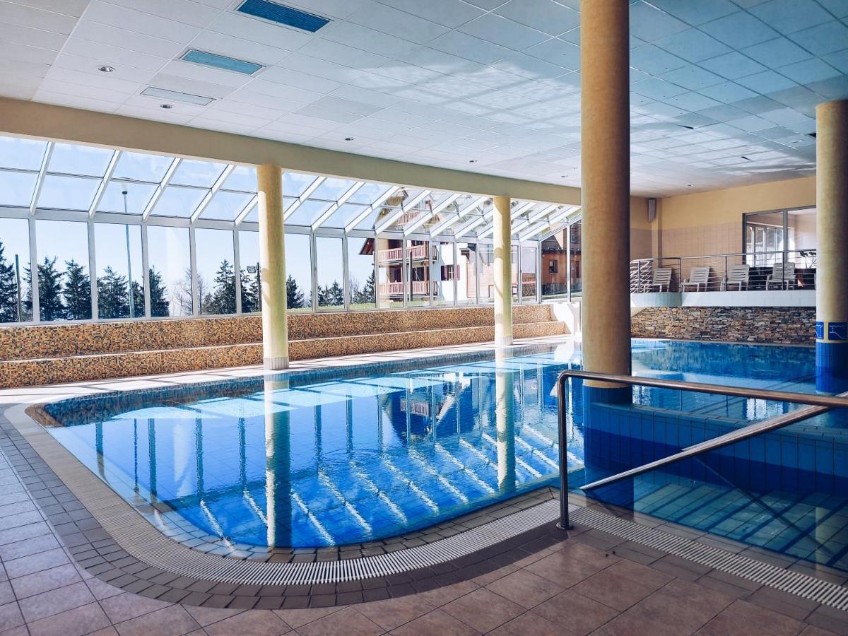 Pohorje Village Wellbeing Resort - Forest Apartments Videc Hocko Pohorje Luaran gambar