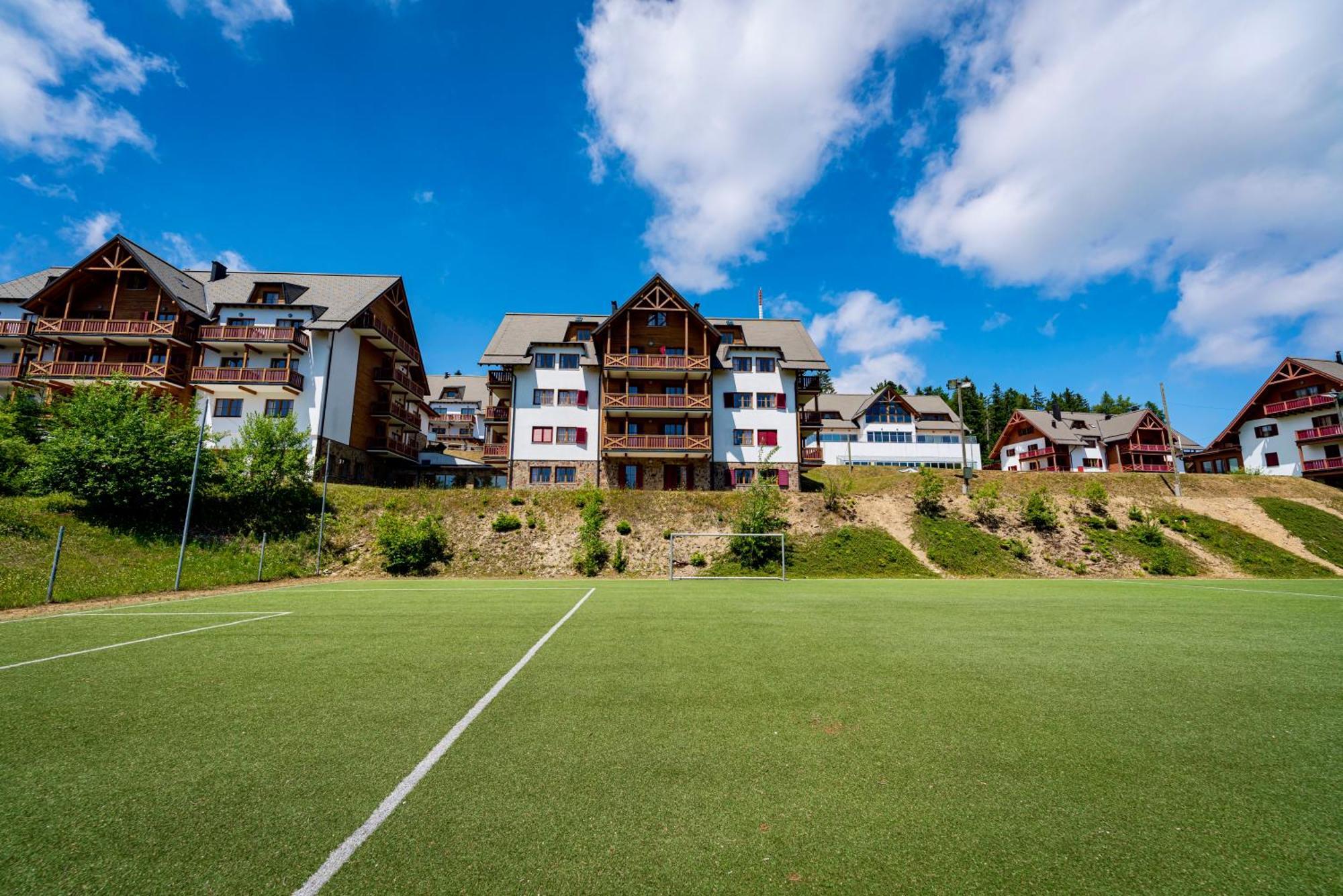Pohorje Village Wellbeing Resort - Forest Apartments Videc Hocko Pohorje Luaran gambar